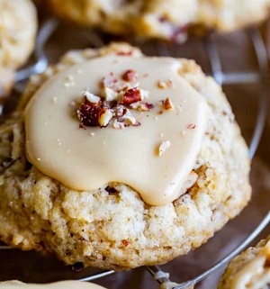 Pecan Maple Cookies with Maple Glaze 5 e1568971081726