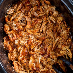 crockpot bbq chicken 4 1024x1536 1