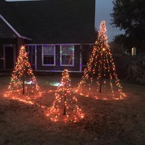 christmas yards easy light trees