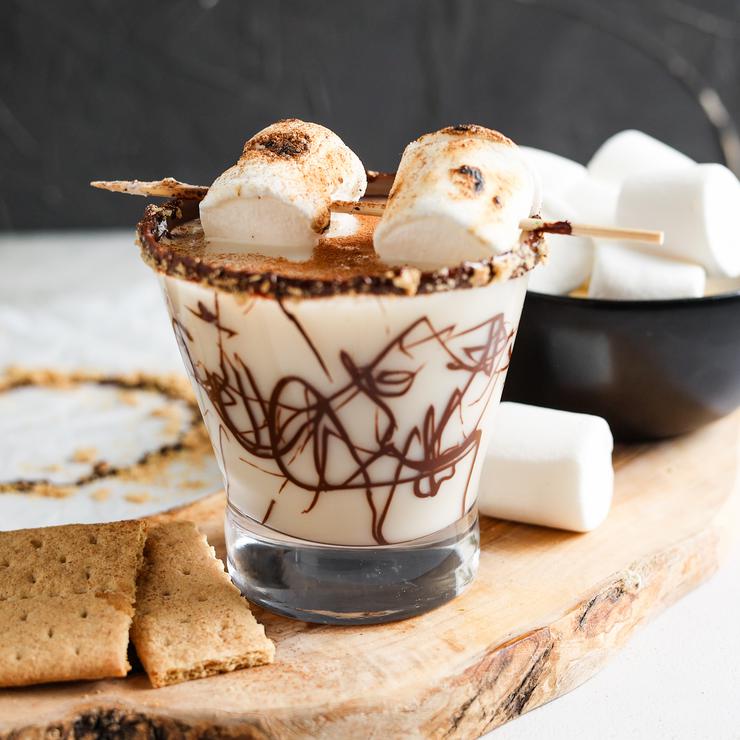 alcohol drinks caramel smores martini 84