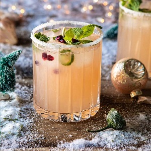 The Spicy Sweet Grinch Cocktail 4 1024x1536 1