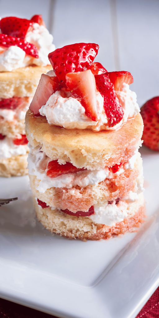 Strawberry Shortcakes - summer desserts, summer treats, lemon desserts