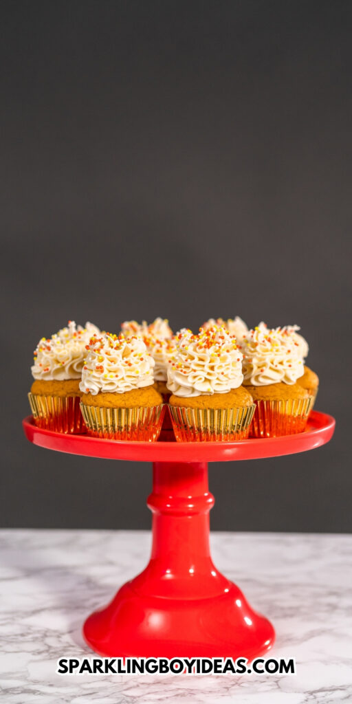 easy pumpkin spice cupcakes recipe for fall parties