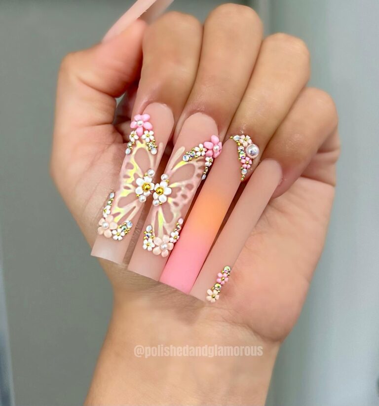 31 Cute Simple Butterfly Nails - Sparkling Boy Ideas