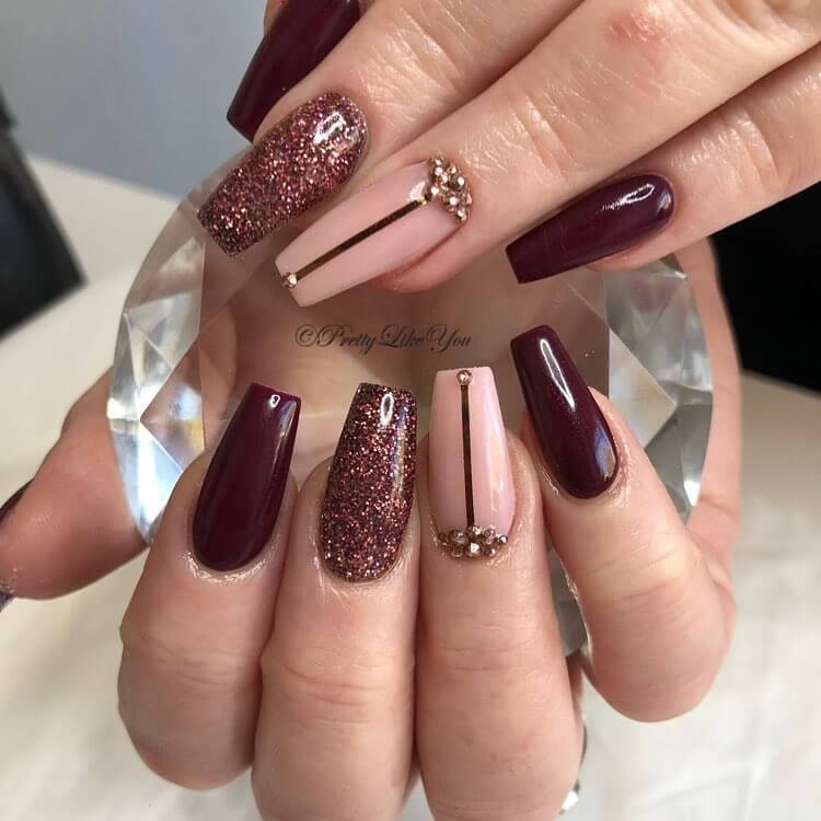 Explore stunning autumn nail designs with the best fall nail colors and nail art ideas. Get inspired by the latest trends in fall nail designs.