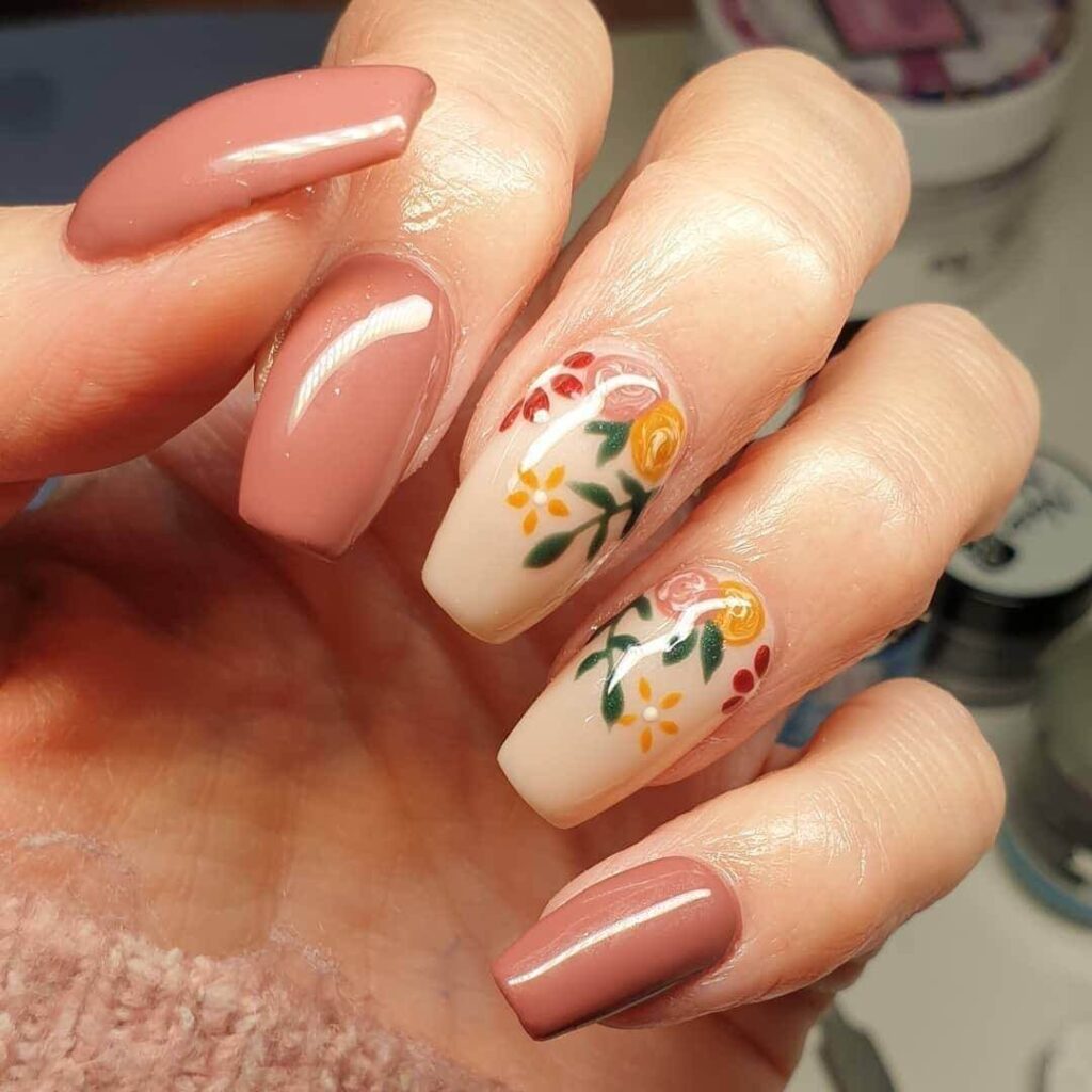 Discover the latest autumn nails trends with creative fall nail art, autumn nail designs, and the best fall nail colors for a stylish season.