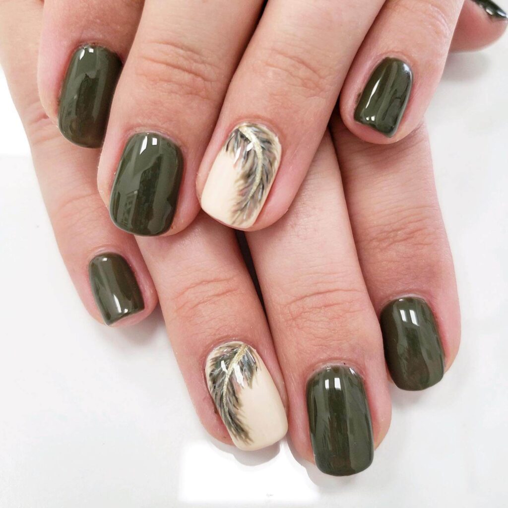 Explore the latest fall nail art trends with beautiful autumn nails and fall nail designs. Discover the best fall nail colors and popular nail colors for fall.