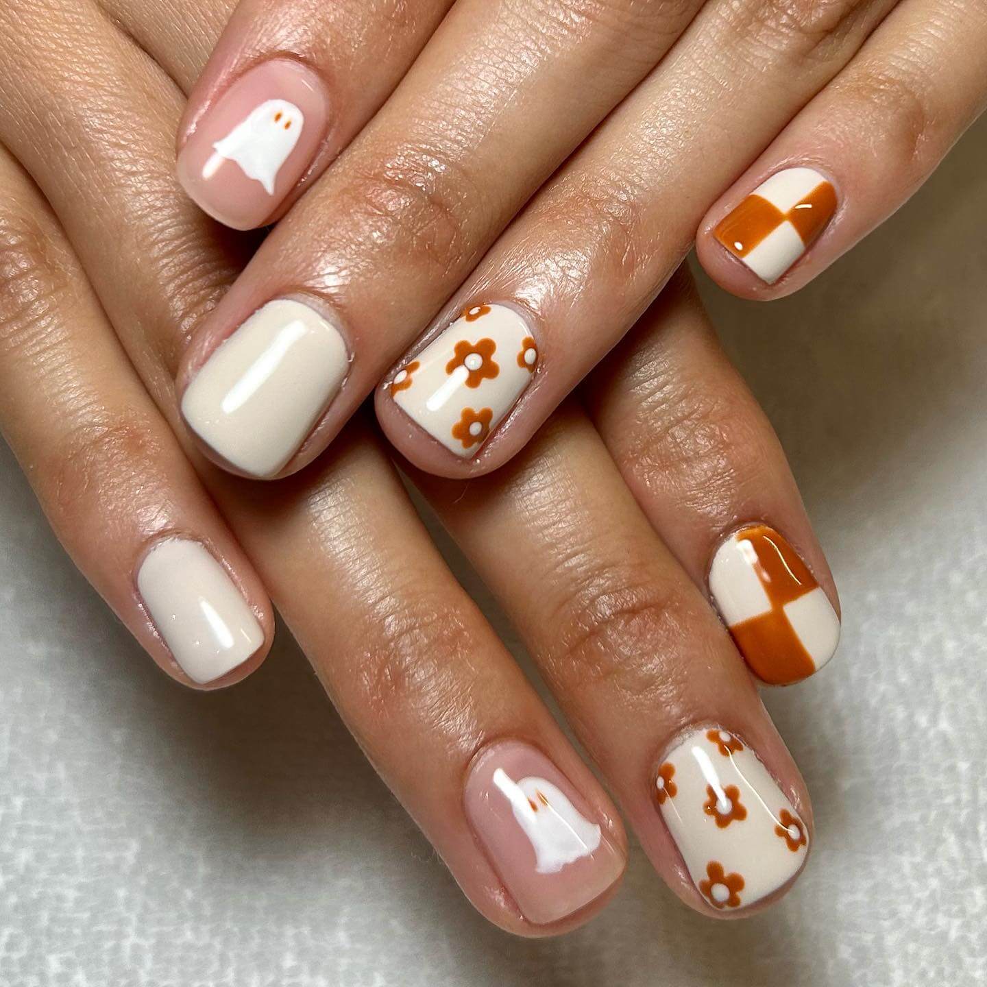 31 Trending Fall Nail Art - Sparkling Boy Ideas