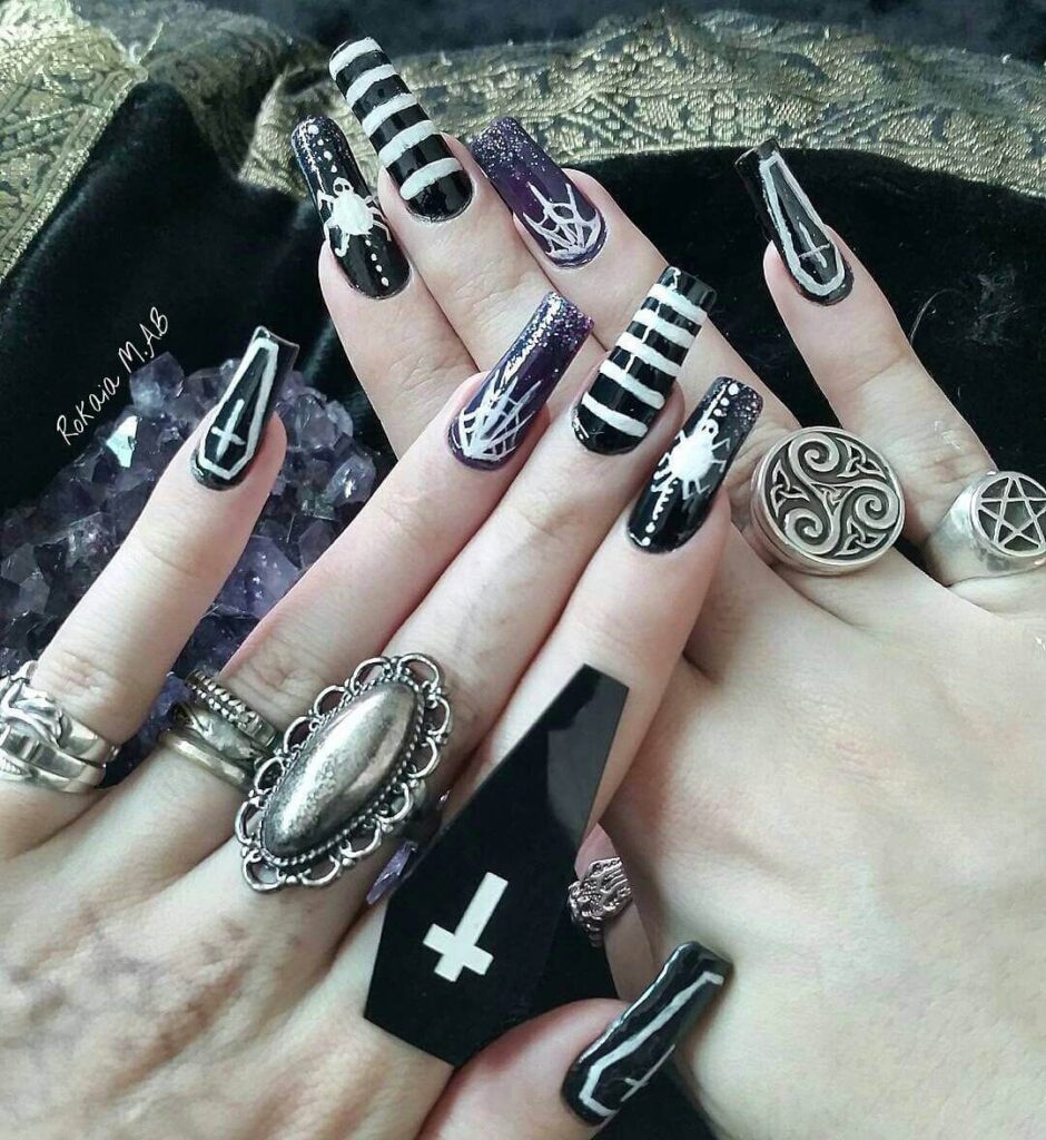 horror nails featuring creepy Halloween nails, zombie nails, and horror movie themed nails with eerie details.