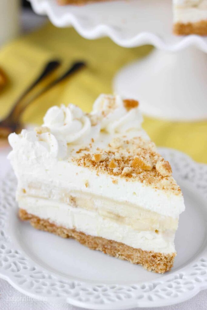 best no bake cheesecake with a creamy filling and buttery crust. Perfect for summer desserts, holidays, and easy no bake treats.