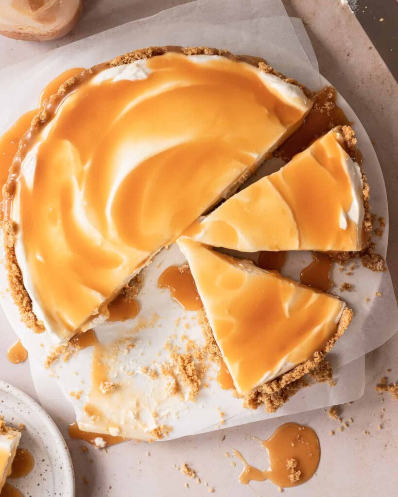 best no bake cheesecake with a creamy filling and buttery crust. Perfect for summer desserts, holidays, and easy no bake treats.